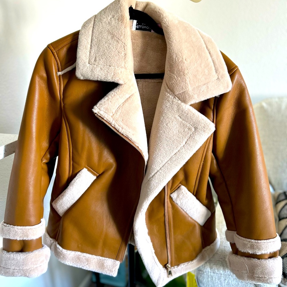 Winter jacket - Picture 1 of 2